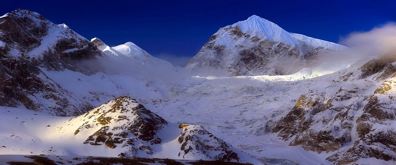 paldor-peak-climbing-nepal.jpg